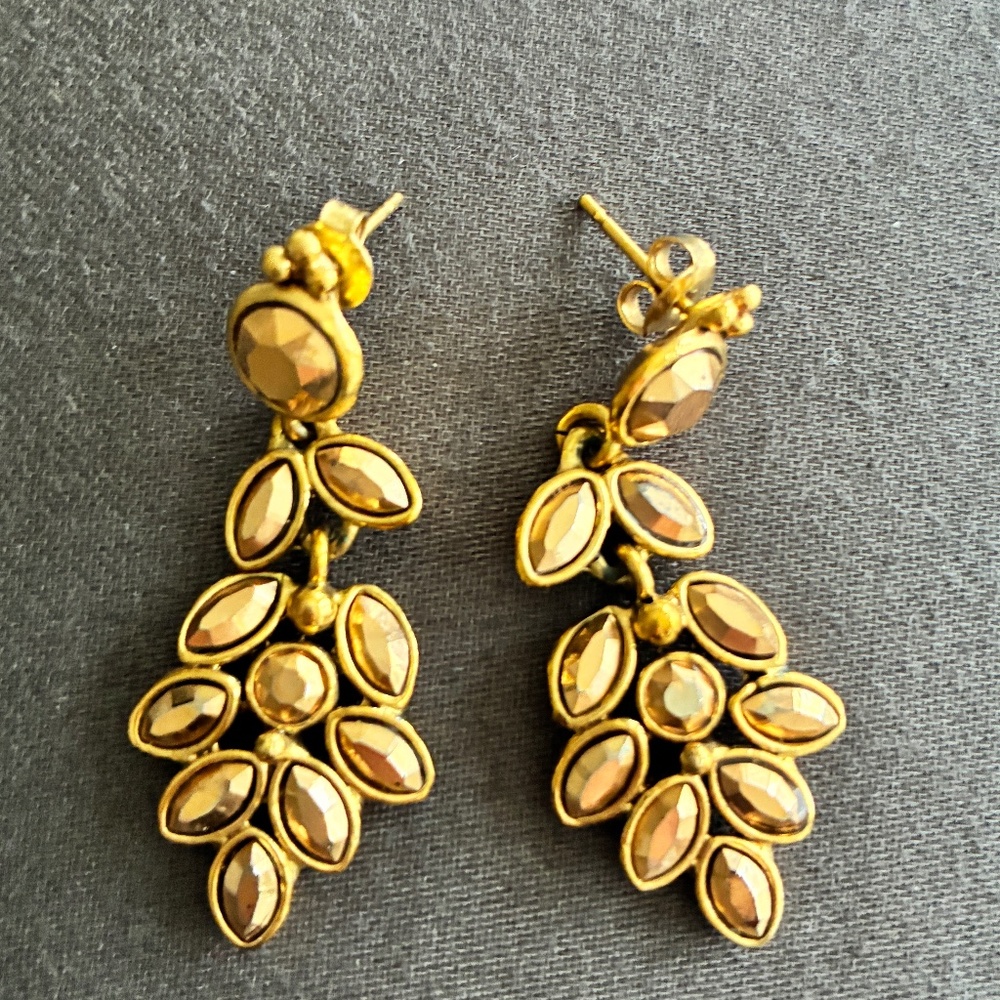 Reminiscence earrings